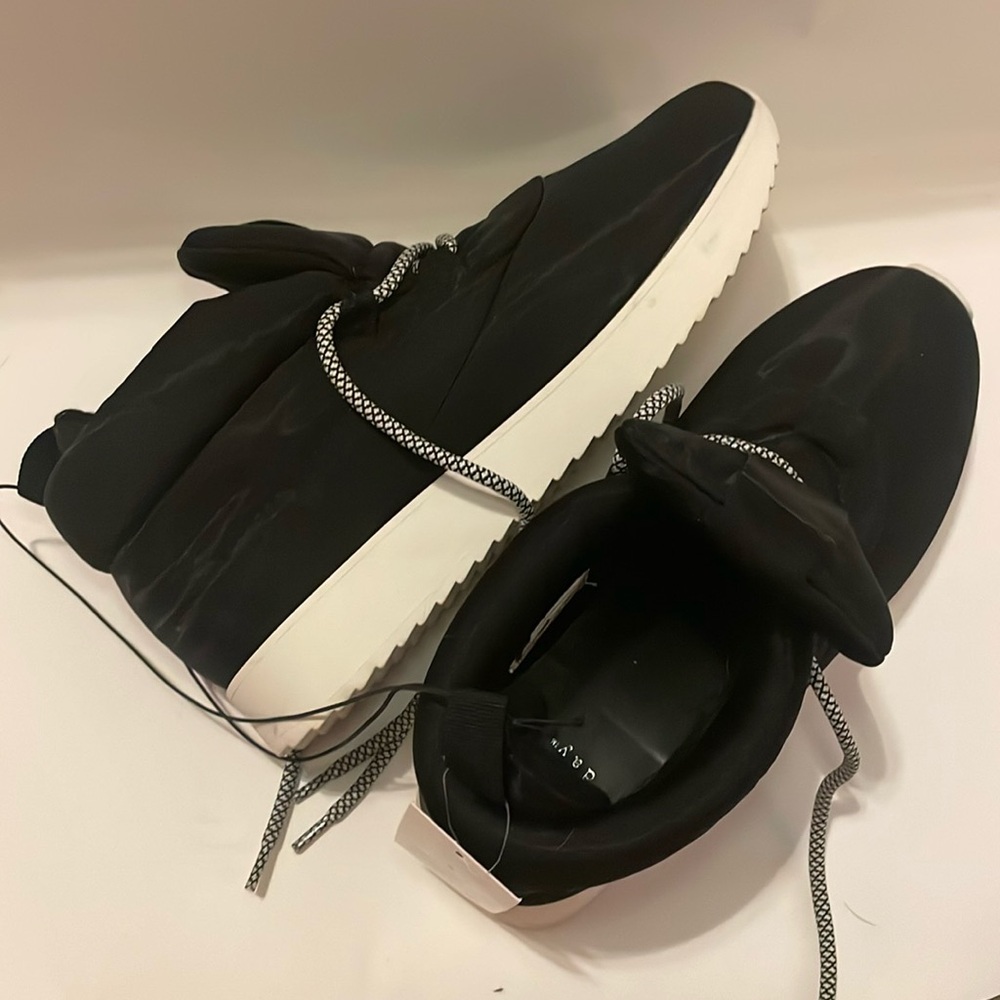 Black Puffer Boots